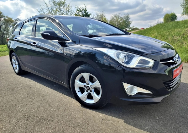 Hyundai i40 cena 33700 przebieg: 237000, rok produkcji 2011 z Suwałki małe 497